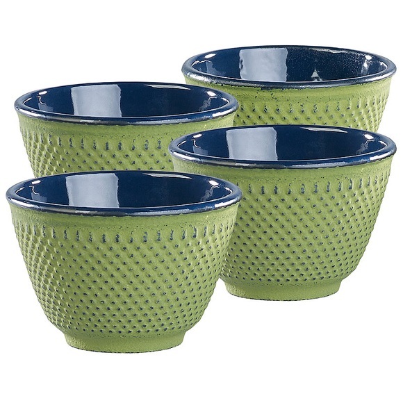 Rosenstein & Söhne 4er-Set asiatische Teebecher aus Gusseisen und Emaille, olivgrün