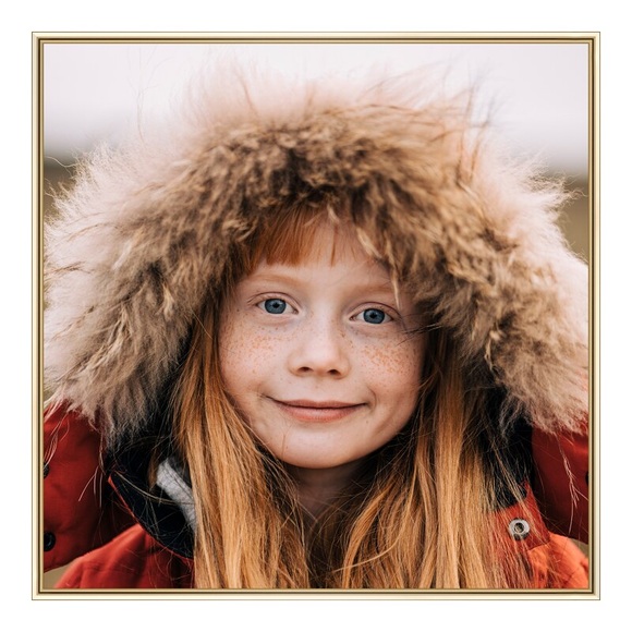Foto auf Poster im Format 60 x 60 cm im Alurahmen im Format 60 x 60 cm, gold in gold quadratisch im Format 60 x 60 cm
