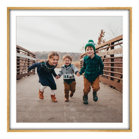 Foto auf Poster im Format 30 x 21 cm im Alurahmen im Format 30 x 21 cm, gold in gold im Format 30 x 21 cm