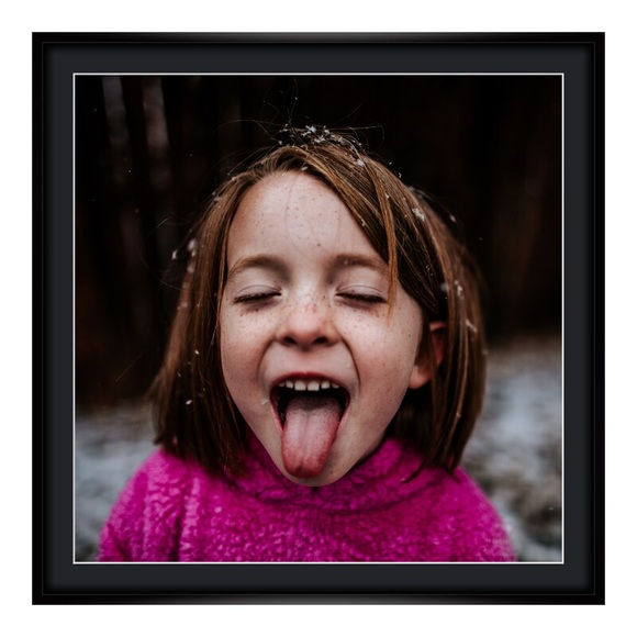 Foto auf Poster im Format 90 x 60 cm im Alurahmen im Format 90 x 60 cm, schwarz in schwarz im Format 90 x 60 cm