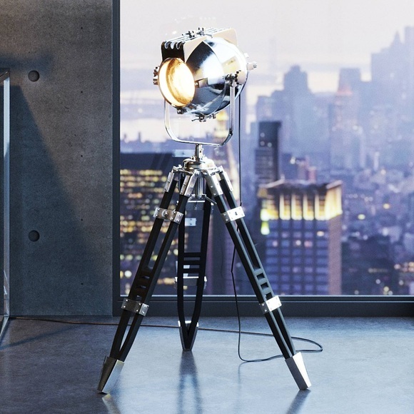Stehleuchte Shooting Höhe 105