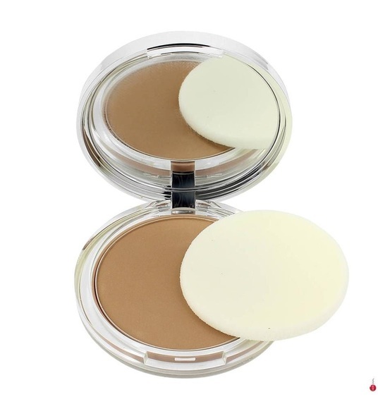 Clinique - Almost Powder Kompakt-Puder LSF 15 #06 Deep - 10 g - #06 Deep