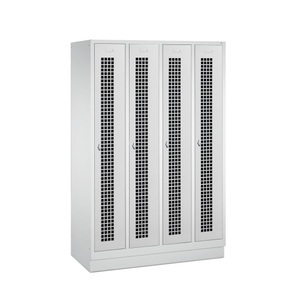 CP, C+P Garderobenschrank Classic mit Sockel, Lochfeld + Drehriegelverschluss, 4 Abteile, HxBxT 1.800 x 1.200 x 500 mm, C+P Garderobenschrank Classic mit Sockel, Lochfeld + Drehriegelverschluss, 4 Abteile, HxBxT 1.800 x 1.200 x 500 mm