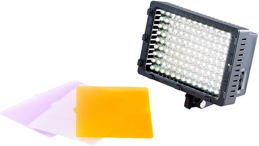 Somikon, Somikon Foto- & Videoleuchte, 126 Tageslicht-LEDs, 8 Watt, 520 Lumen, 5.500 K, Foto- & Videoleuchte, 126 Tageslicht-LEDs, 8 Watt, 520 Lumen, 5.500 K