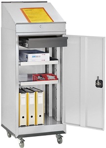 QUIPO, QUIPO Stehpult-Kombiset bestehend aus Werkzeugschrank, Schreibpult und Rolluntersatz Tür lichtgrau, eurokraft pro Fahrbares Stehpult, bestehend aus Werkzeugschrank, Schreibpult und Rolluntersatz, Tür lichtgrau