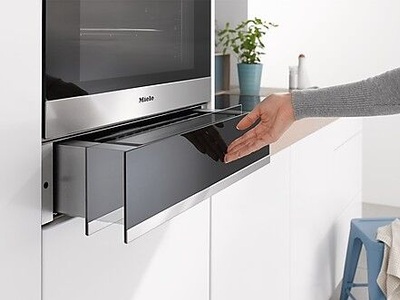 MIELE, Miele Einbau-Vakuumierschublade EVS 7010, Obsidianschwarz, 14 cm Höhe, 3 Vakuumierstärke-, 3 Schweissdauer-Stufen, Push2open, Touch-Bedienung, Adapter für Vakuumierbehälter, Miele Einbau-Vakuumierschublade EVS 7010, Obsidianschwarz, 14 cm Höhe, 3 Vakuumierstärke-, 3 Schweissdauer-Stufen, Push2open, Touch-Bedienung, Adapter für Vakuumierbehälter