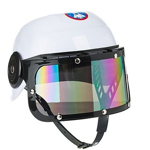 undefined, Kinder-Helm 