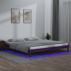 vidaXL, vidaXL Massivholzbett mit LEDs Honigbraun 200x200 cm