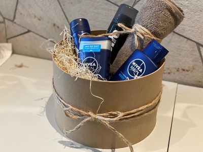 YOU, Beauty-Geschenkbox f&uuml;r IHN, Beauty-Geschenkbox f&uuml;r IHN