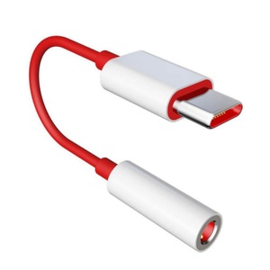OnePlus, OnePlus - USB C auf 3.5 mm AUX Klinken Adapter (2681700) - Rot, 