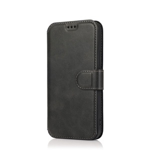 Apple, iPhone 12 Pro Max Leder Tasche mit Kartenfach im Retro Style - Schwarz, 