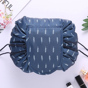 undefined, Kosmetik Makeup Organizer Bag Reise Kulturbeutel für Schmink-Zubehör (56cm) - Blau, 