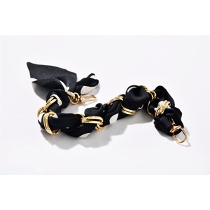 Etuui, ETUUI - (25cm) Universal Handykette mit Seidentuch für Schutzhülle mit Karabiner Verschluss (silk-chain-derby-s-w) - Schwarz / Weiss, 