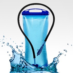 undefined, Trinkblase Tragbarer Wasserbeutel mit Schlauch (2 Liter) - Blau / Transparent, 