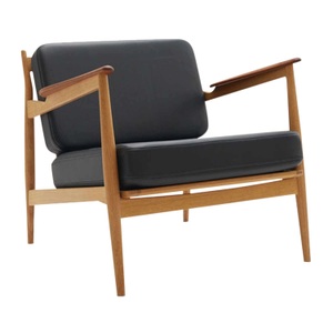 Magnus Olesen, Model 107 Lounge Chair Loungestuhl, 