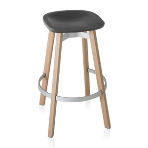 Emeco, SU Barstool Barstuhl, Sitz polyethylen, charcoal, Gestell holz, natural, 