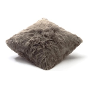 Weich Couture Alpaca, Kissen Mia, Grösse l. 50 x b. 50 cm, Ausführung double-sided, Farbe dark champagne, 