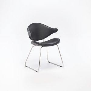 Houe, Houe ACURA Dining Chair - Black Leather / Frame Leg, 