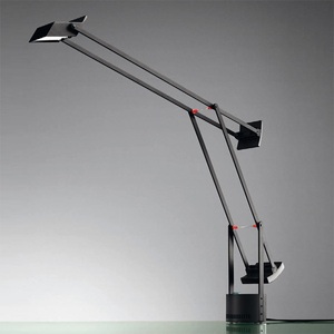 Artemide, Artemide - Tischleuchte TIZIO - Kunststoff - 78cm, Tischleuchte Tizio LED metall schwarz / Richard Sapper, 1972 - Artemide schwarz en metall
