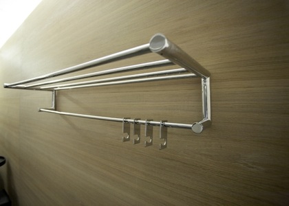 Frost, Frost WANDGARDEROBE 1, 