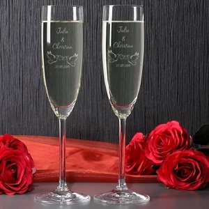 Compra online 2 copas de champán grabadas para la boda con el