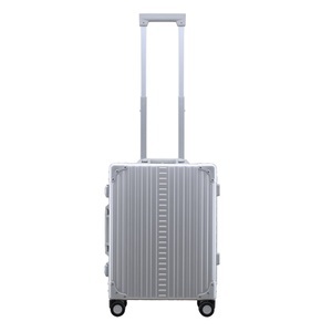 Aleon, International Carry-On 21
