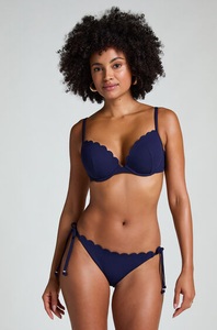 Hunkemöller, Hunkemöller Bikinihose Scallop Blau