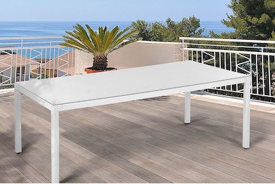 Beliani, Gartentisch Rattan weiss Glasplatte 220, Beliani - Gartentisch aus PE Rattan Modern ITALY, One Size, Weiss Bunt
