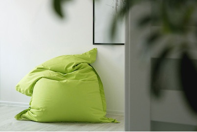 Beliani, Sitzsack mit Innensack 140 x 180 cm grün, Beliani - Sitzsack aus Polyester Retro FUZZY, One Size, Limone