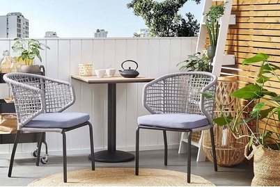 Beliani, Beliani Gartenstuhl Aluminium / Flechtschnur schwarz / grau Auflagen grau 2er Set Palmi, Beliani - Set mit 2 Stühlen und Sitzkissen aus Aluminium Modern PALMI, One Size, Taubengrau