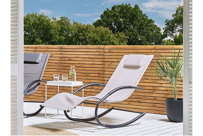 Beliani, Beliani Gartenliege Stahl Textilbespannung beige Schaukelfunktion Carano II, Beliani - Liege aus Stahl Modern CARANO II, One Size, Perle