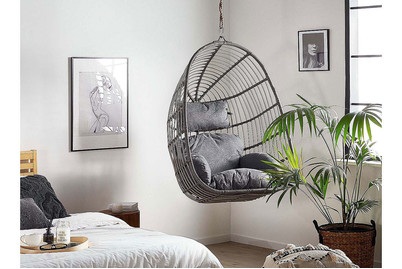 Beliani, Beliani CASOLI Hängesessel, Beliani - Hängesessel aus PE Rattan Retro CASOLI, One Size, Taubengrau
