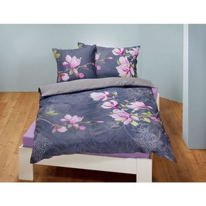 No Name, Bettwäsche in grau mit violettem Blumenmuster, 200x210 cm