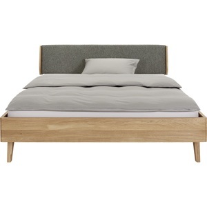LIVIQUE, Bett Lund, Bett Lund