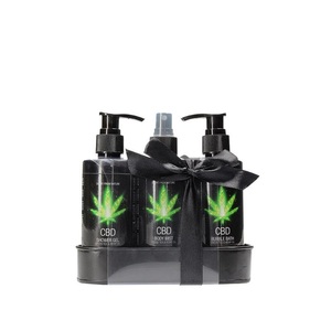 Shots - Pharmquests, CBD Bad Und Dusche Pflegeset Hanföl Aus Grünem Tee, 