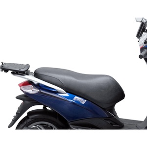Shad, Shad Topcaseadapter Piaggio Fly 50/125/50 ab 2013, Shad Topcaseträger small V0FL13ST für Piaggio Fly 50/125 13-14