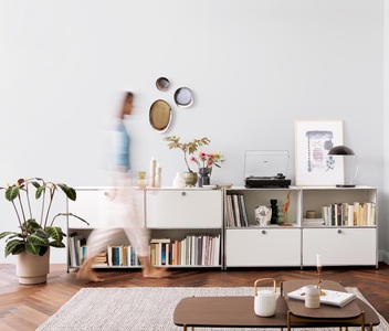 undefined, Metall-Sideboard mit 2 versetzbaren Klappenfächern, Metall-Sideboard mit 2 versetzbaren Klappenfächern