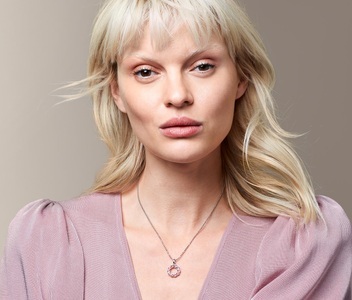undefined, Kette verziert mit Swarovski® Kristallen, Kette verziert mit Swarovski® Kristallen