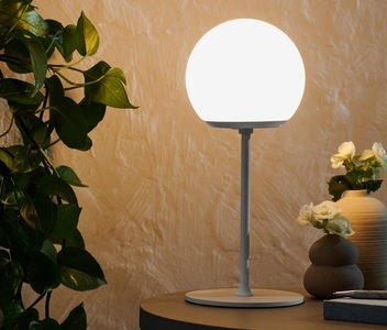 undefined, LED-Akku-Tischleuchte, LED-Akku-Tischleuchte
