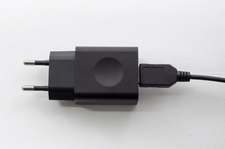 Netzadapter USB Universal