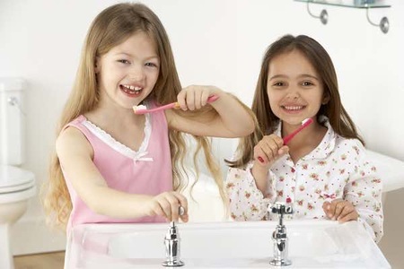 Kinderzahnpasten Juniorzahncremes