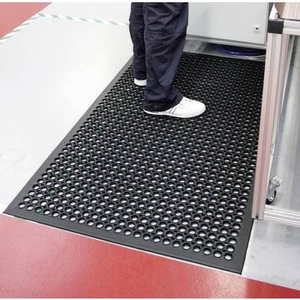 Bodenmatte, gelocht LxBxH 1500 x 900 x 12 mm Gummi schwarz