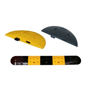 Jungheinrich PROFISHOP, Temposchwelle aus PP, PVC-ummantelt, < 30 km/h, Abschlusselement, gelb