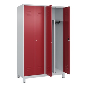 CP, C+P PSA Doppel-Spind Classic PLUS, Füsse, 4 Abteile, HxBxT 1.950 x 1.200 x 500 mm, lichtgrau, rubinrot, Zylinderschloss