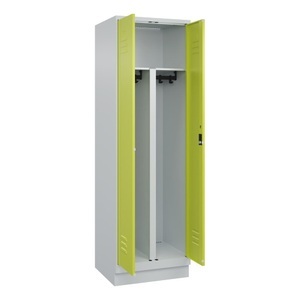 CP, C+P PSA Doppel-Spind Classic PLUS, Sockel, 2 Abteile, HxBxT 1.950 x 600 x 500 mm, lichtgrau, clowngrün, Zylinderschloss