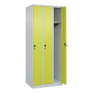 CP, C+P Spind Classic PLUS, 3 Abteile, HxBxT 1.850 x 750 x 500 mm, lichtgrau, clowngrün, für Vorhängeschloss, ohne Mitteltrennwand