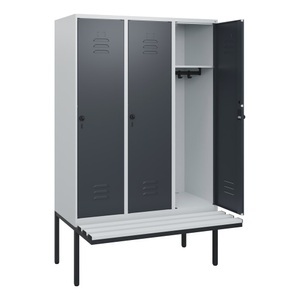 CP, C+P Spind Classic PLUS, 3 Abteile, HxBxT 1.950 x 1.200 x 815 mm, für Vorhängeschloss, auskragende Bank aus Kunststoff, lichtgrau, anthrazitgrau