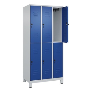 CP, C+P Doppelstock-Spind Classic PLUS, 3 Abteile, lichtgrau / enzianblau, HxB 1950 x 900 mm, mit Füßen, Drehriegel