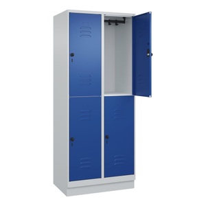 CP, C+P Doppelstock-Spind Classic PLUS, 2 Abteile, lichtgrau / enzianblau, HxB 1950 x 800 mm, mit Bodensockel, Drehriegel