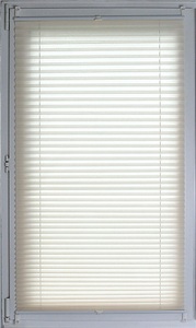 Kutti, Plissee, »Brisa«, Kutti, Lichtschutz, ohne Bohren, verspannt, Kutti Plissee »Brisa«, Lichtschutz, ohne Bohren, verspannt, Klemmfix, Sichtschutz, blickdicht, einfarbig, Klemmträger
